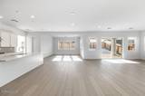 520 Hutchinson Drive #Willows 98