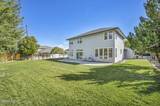 1724 Pinoak Lane