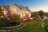 6168 Squires Lane
