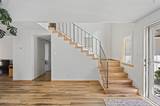 852 E York Way