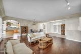 1271 La Sierra Court