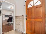 747 E Peak Lane