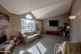 4615 Aurora Avenue