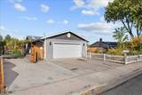 320 E Gault Way