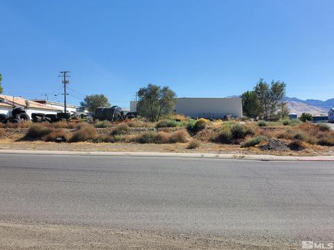 609 Sheehan Street, Winnemucca