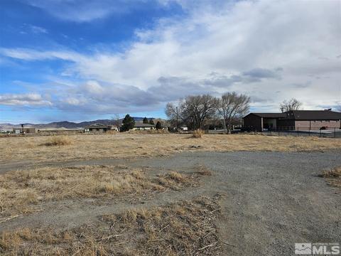 801 S Main Street, Yerington