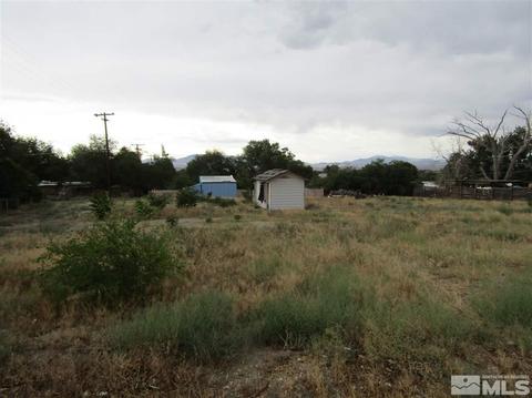 243 3rd Avenue, Yerington