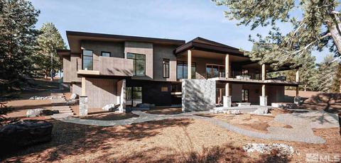 196 Scenic Range Court, Carson City
