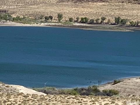 0000 W of Lahontan, Fallon