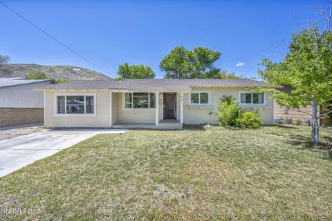 218 Albany Avenue, Carson City