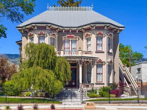 102 N Curry Street, Carson City