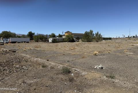 825 Mesa Drive, Fernley