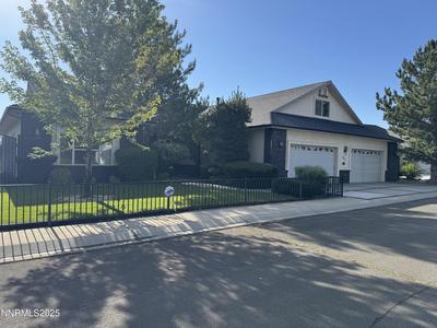 2511 Simons Court