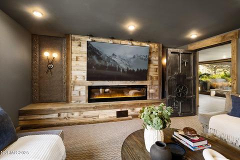 1825 Manzanita Circle, Reno