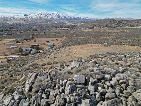 9425 Spearhead Way, Reno