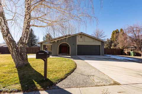 837 Mahogany Drive, Minden