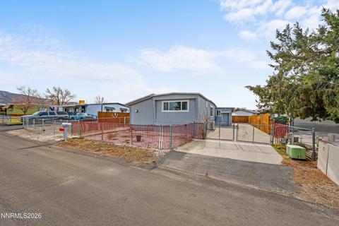 245 Taurus Circle, Reno