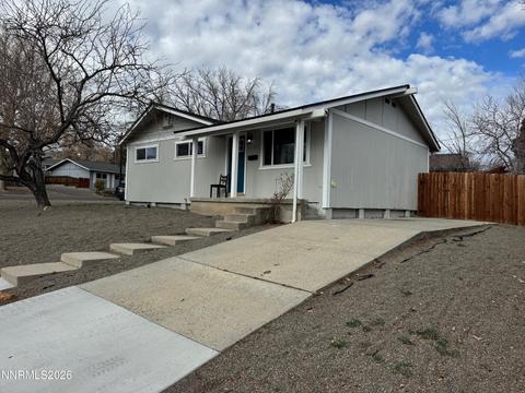 3085 Kings Row, Reno