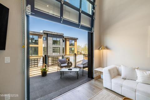 3812 Lakeside Drive, Reno