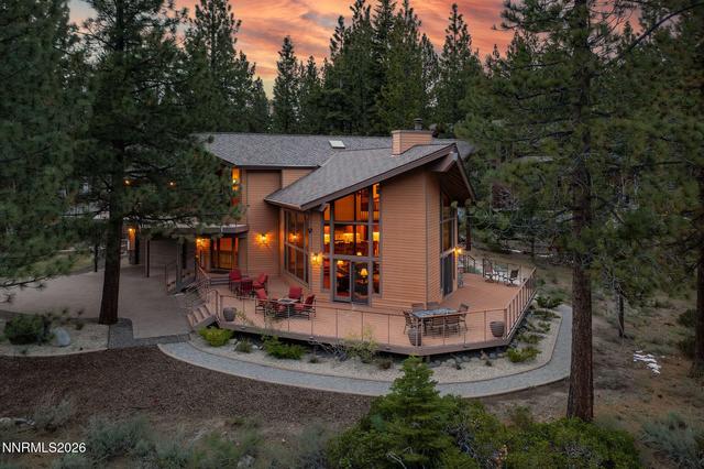 101 Meadow Drive, Stateline