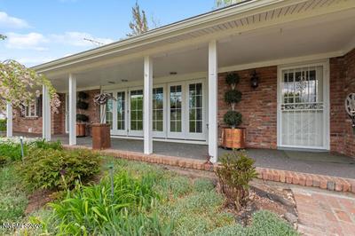 1880 Meadowview Lane