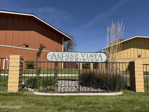 865 Nutmeg Place #APT 11, Reno