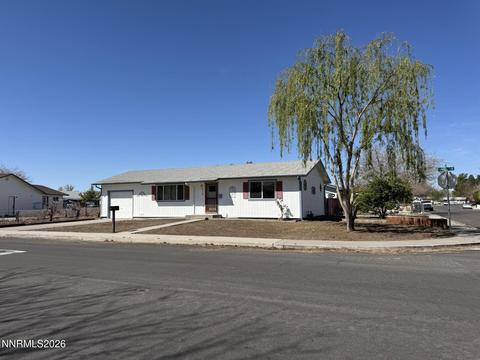 831 Sunset Drive, Fallon