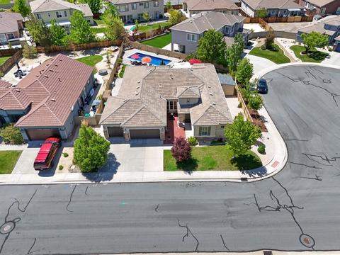 10555 Hampton Creek Drive, Reno