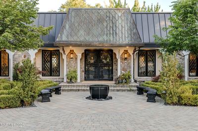 2000 Manzanita Lane