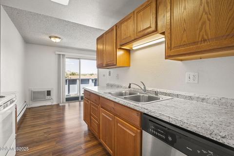 3948 Clear Acre Ln #262, Reno