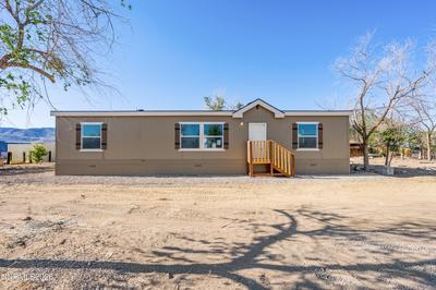 8705 Santa Fe Trail