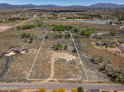 1655 Lombardy Road, Gardnerville