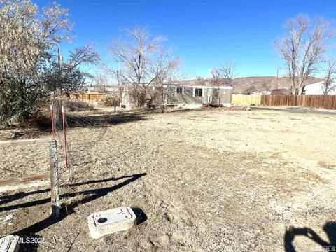 2575 Toiyabe Street, Silver Springs