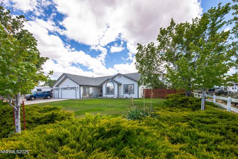 1239 E Appion Way, Carson City