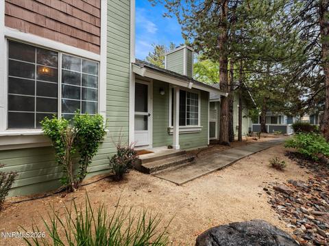 1905 E Minaret Circle, Reno