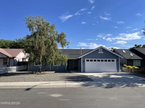 1012 Rose Bud Way, Yerington