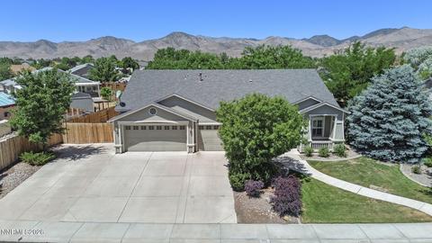325 Hidden Oaks Drive, Dayton