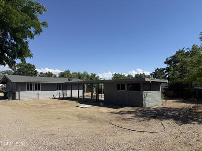 2525 Larry Circle
