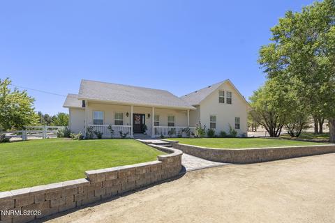 611 Rabe Way, Carson City