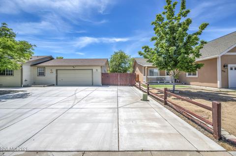 692 Lassen Way, Gardnerville