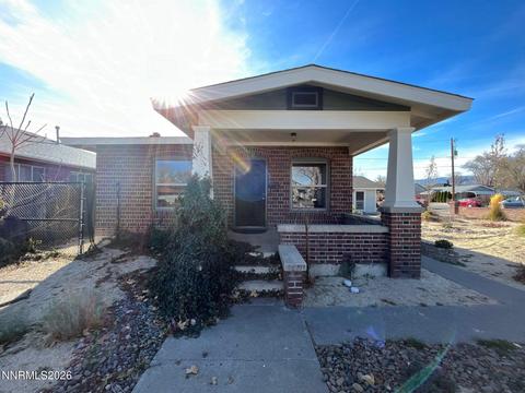 1561 G Street, Sparks