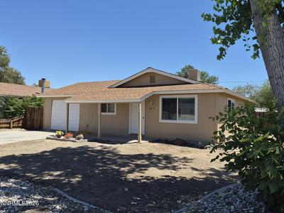 653 Humboldt Street