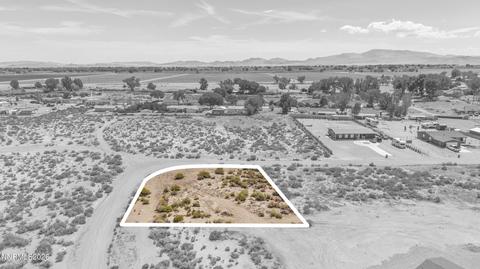 15 Northridge Drive, Yerington