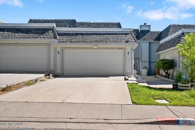 3955 Kings Row
