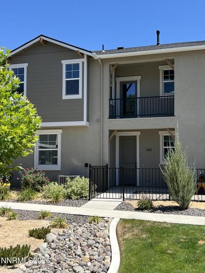 468 Blackbird Lane
