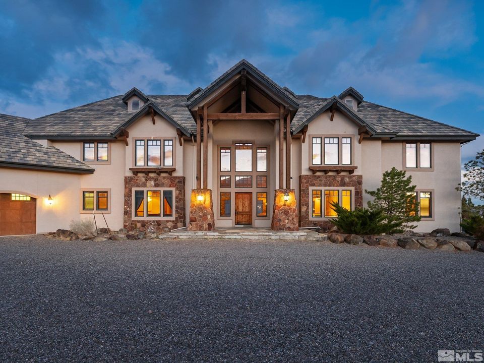 525 Cable Canyon Way