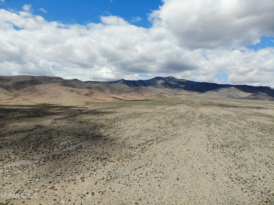 01564015 Near  Old Emigrant Rd/Fencemaker Flat Rd.