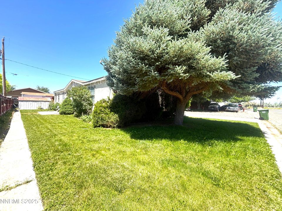 218 & 220 Middlegate Drive