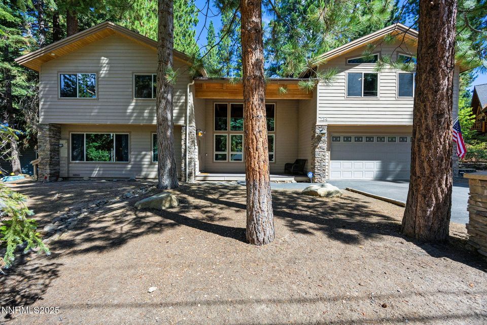 734 Martis Peak Drive