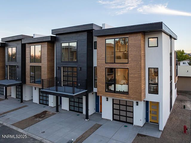 3826 Lakeside Drive #14